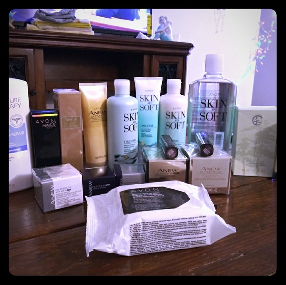 Avon products - Picture 1 of 1